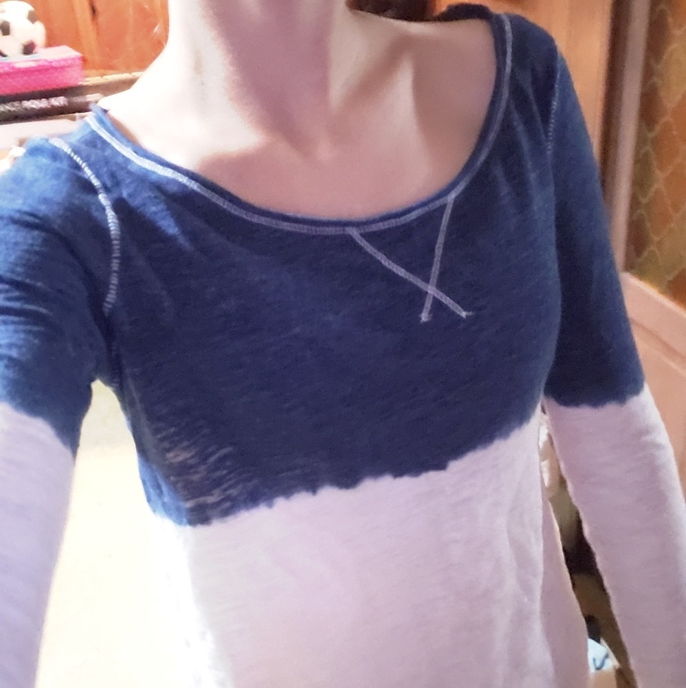 Small Size Blue and White aeropostle Long Sleeve T
